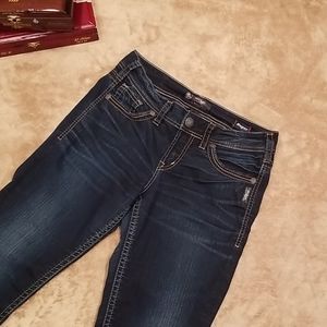 SILVER women's "suki" super stretch cropped jeans Size 29